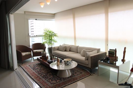 Varanda de apartamento à venda com 4 quartos, 264m² em Setor Marista, Goiânia