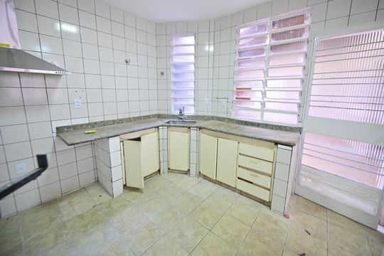 Cozinha de casa para alugar com 5 quartos, 300m² em Setor Coimbra, Goiânia