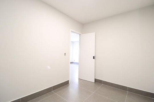 Quarto 1 de casa de condomínio para alugar com 3 quartos, 120m² em Aclimação, Uberlândia