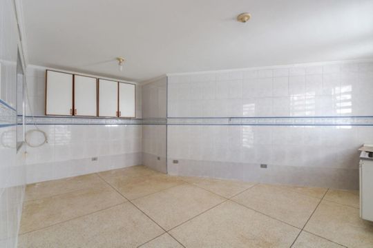 Casa à venda com 3 quartos, 195m² em Mirandópolis, São Paulo