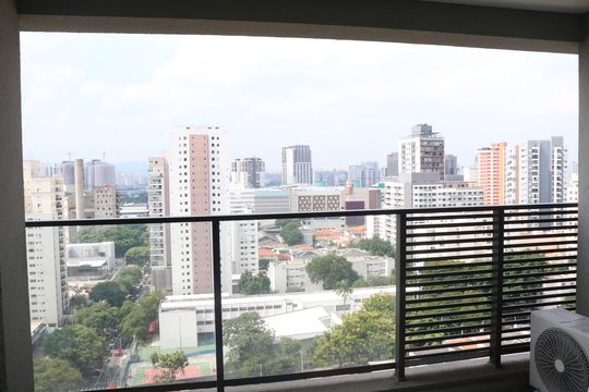 Varanda de kitnet/studio à venda com 1 quarto, 28m² em Pompeia, São Paulo