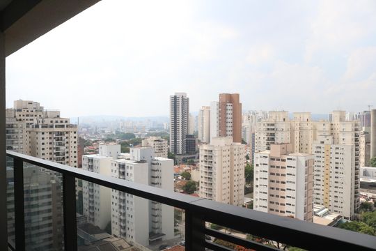 Varanda de kitnet/studio à venda com 1 quarto, 28m² em Pompeia, São Paulo