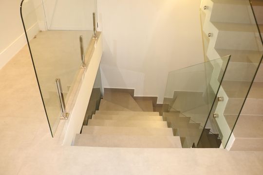 Escada de casa de condomínio para alugar com 4 quartos, 484m² em São Paulo Ii, Cotia