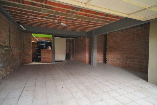 Garagem de casa para alugar com 3 quartos, 490m² em Vila Nova, Novo Hamburgo