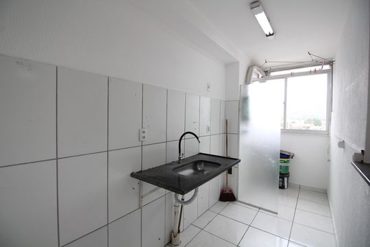 Cozinha de apartamento à venda com 3 quartos, 60m² em Taquara, Rio de Janeiro