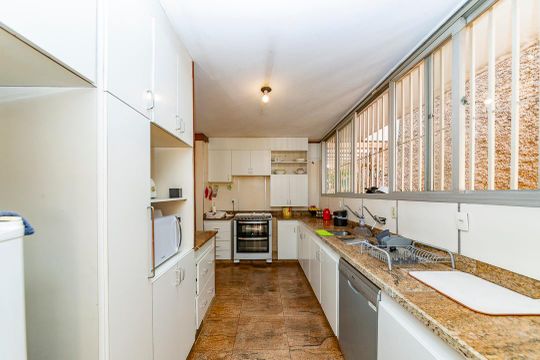 Cozinha de casa para alugar com 4 quartos, 355m² em Santa Lúcia, Belo Horizonte