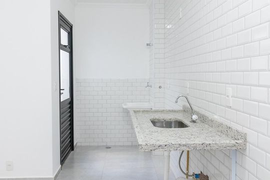 Cozinha de apartamento à venda com 2 quartos, 50m² em Vila Ré, São Paulo