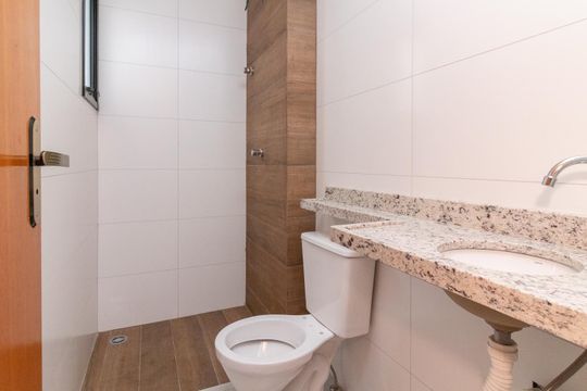 Banheiro Social de apartamento à venda com 2 quartos, 41m² em Vila Ré, São Paulo