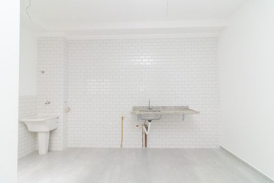 Cozinha de apartamento à venda com 2 quartos, 49m² em Vila Ré, São Paulo
