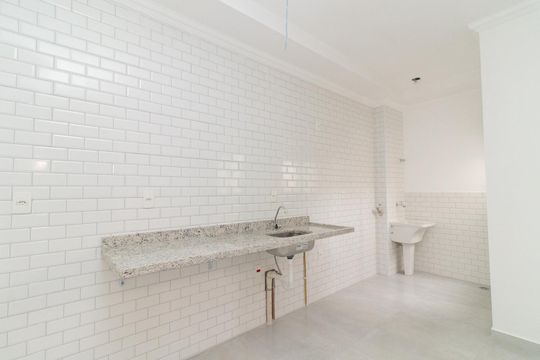 Cozinha de apartamento à venda com 2 quartos, 44m² em Vila Ré, São Paulo