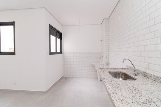 Cozinha de apartamento à venda com 2 quartos, 44m² em Vila Ré, São Paulo
