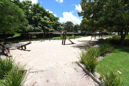Área comum - Playground de casa de condomínio à venda com 3 quartos, 380m² em Fazenda Santa Cândida, Campinas