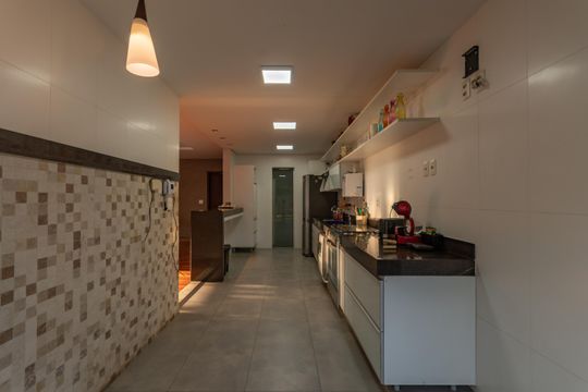 Cozinha de casa para alugar com 4 quartos, 449m² em Bandeirantes (pampulha), Belo Horizonte