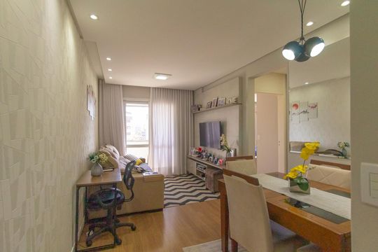 Apartamento à venda com 2 quartos, 64m² em Centro, Canoas