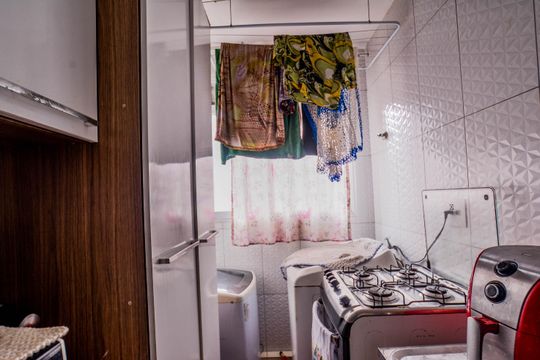 Cozinha e Área de Serviço de apartamento à venda com 2 quartos, 42m² em Jardim Cristiane, Santo André