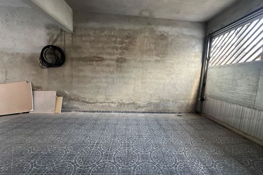 Garagem de casa para alugar com 3 quartos, 80m² em Nova Aldeinha, Barueri
