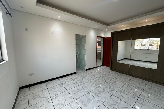 Suíte 1 de casa para alugar com 3 quartos, 80m² em Nova Aldeinha, Barueri