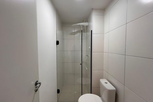 Banheiro Social de apartamento para alugar com 2 quartos, 39m² em Vila Pirituba, São Paulo