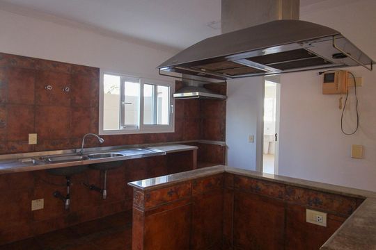 Cozinha de casa à venda com 5 quartos, 1200m² em Jardim Leonor, São Paulo