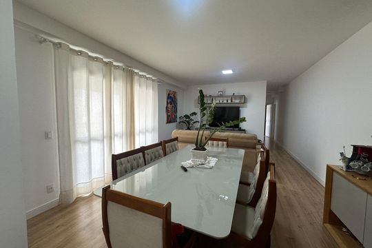 Sala de apartamento para alugar com 3 quartos, 120m² em Empresarial 18 do Forte, Barueri