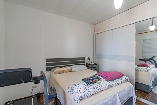 Quarto 1 de casa à venda com 2 quartos, 110m² em Vila Gumercindo, São Paulo