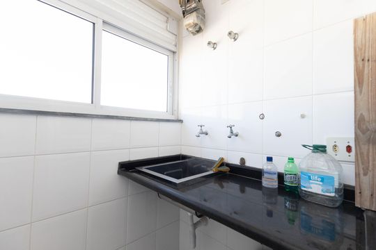 Área de Serviço de apartamento para alugar com 2 quartos, 66m² em Vila Medeiros, São Paulo