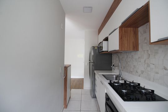 Cozinha de apartamento à venda com 2 quartos, 49m² em Taquara, Rio de Janeiro