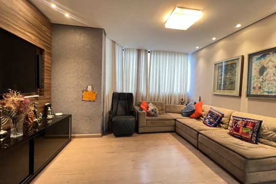 Sala de apartamento para alugar com 3 quartos, 150m² em Grajaú, Belo Horizonte