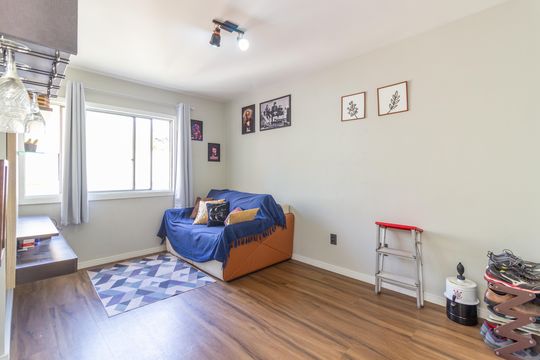 Sala de apartamento à venda com 2 quartos, 44m² em Alto de Pinheiros, São Paulo