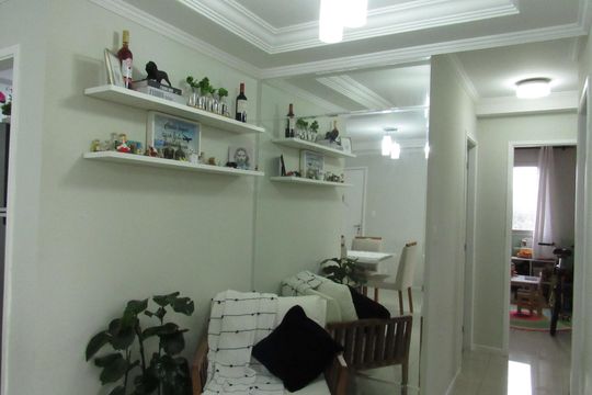 Sala de apartamento à venda com 3 quartos, 73m² em Jaguaribe, Osasco