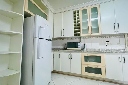 Cozinha de apartamento para alugar com 3 quartos, 144m² em Vila Galvão, Guarulhos