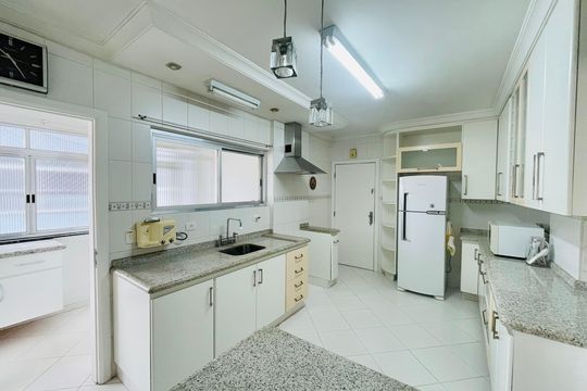 Cozinha de apartamento para alugar com 3 quartos, 144m² em Vila Galvão, Guarulhos