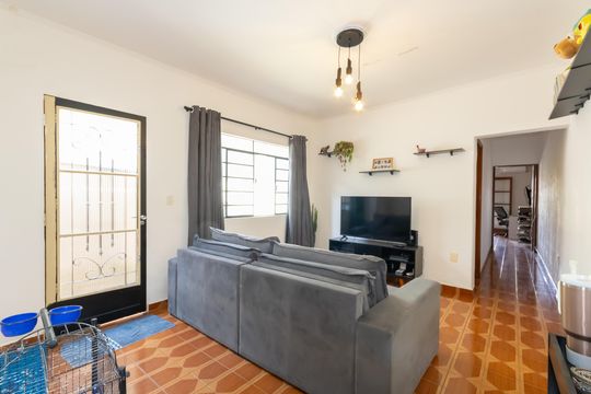 Casa para alugar com 2 quartos, 150m² em Ayrosa, Osasco