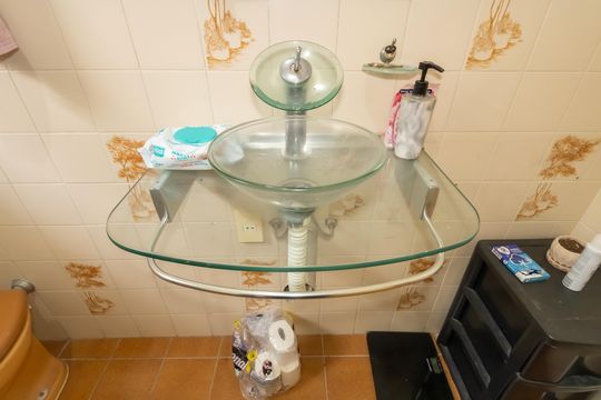 Banheiro de casa para alugar com 2 quartos, 150m² em Ayrosa, Osasco