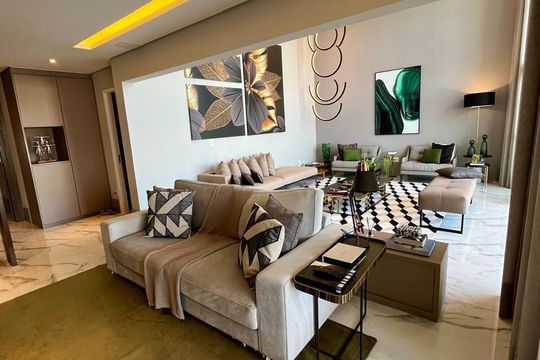 Apartamento à venda com 3 quartos, 238m² em Vila Suzana, São Paulo