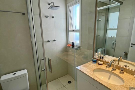 Apartamento à venda com 3 quartos, 238m² em Vila Suzana, São Paulo