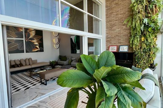 Apartamento à venda com 3 quartos, 238m² em Vila Suzana, São Paulo