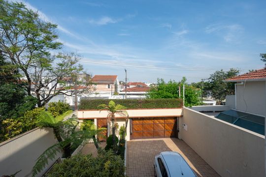 Vista da Suíte 3 de casa à venda com 4 quartos, 350m² em Planalto Paulista, São Paulo