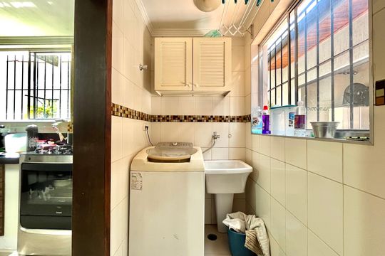 Área de Serviço de casa à venda com 3 quartos, 140m² em Vila Nova Caledonia, São Paulo