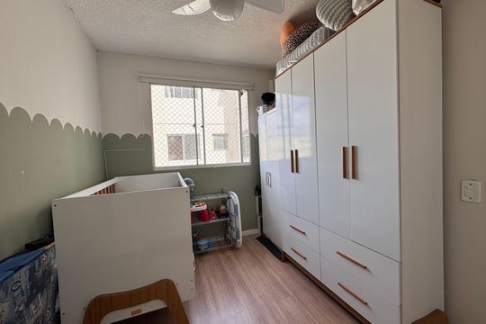 Quarto 2 de apartamento à venda com 2 quartos, 43m² em Santos Dumont, São Leopoldo