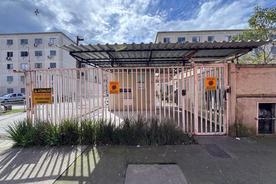 Fachada de apartamento à venda com 2 quartos, 43m² em Santos Dumont, São Leopoldo