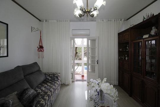 Apartamento à venda com 3 quartos, 106m² em Petrópolis , Porto Alegre