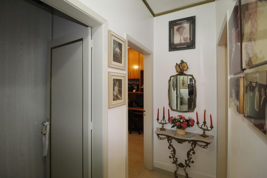 Corredor de apartamento à venda com 3 quartos, 106m² em Petrópolis , Porto Alegre