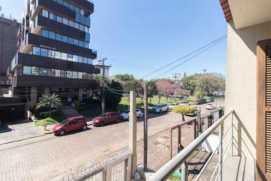 Varanda da Sala de casa à venda com 2 quartos, 400m² em Santana, Porto Alegre