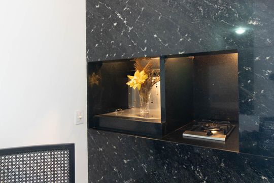 Cozinha de casa à venda com 2 quartos, 400m² em Santana, Porto Alegre