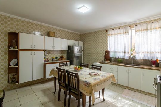 Cozinha de casa à venda com 3 quartos, 292m² em Vila Augusta, Guarulhos