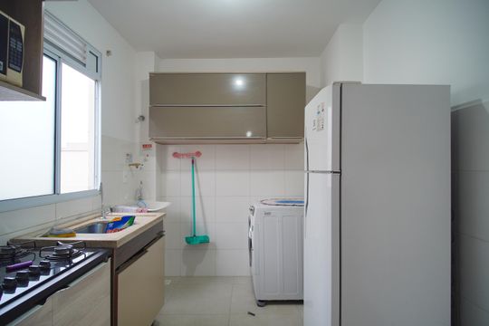 Cozinha de apartamento à venda com 2 quartos, 48m² em Santos Dumont, São Leopoldo