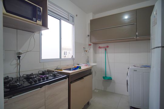 Cozinha de apartamento à venda com 2 quartos, 48m² em Santos Dumont, São Leopoldo