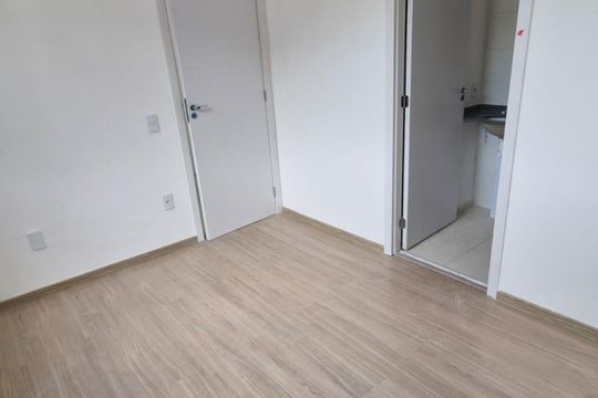 Quarto de apartamento à venda com 2 quartos, 48m² em Barra da Tijuca, Rio de Janeiro