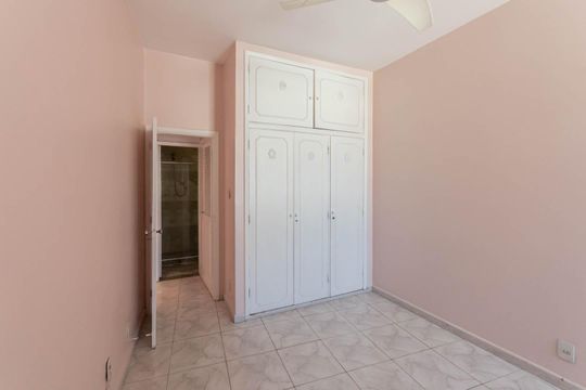 Quarto 1 de apartamento à venda com 2 quartos, 81m² em Maracanã, Rio de Janeiro